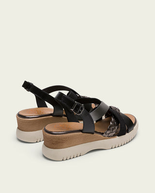 SANDALIA DE CUÑA DE PIEL TRENZA NEGRO PLOMO BÁRBARA