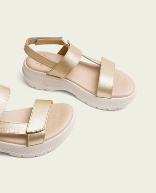 SANDALIA DEPORTIVA DE PLATAFORMA ORO NATALIA