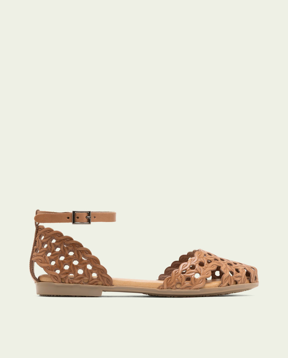 Sandalia plana piel Aria taupe