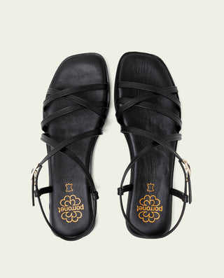 Sandalia plana de piel Bonnie negro