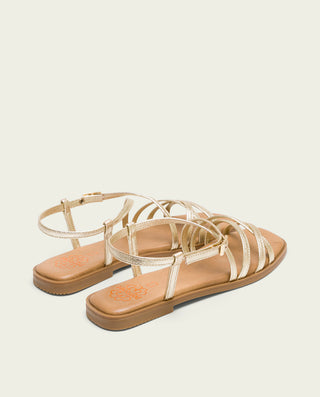 Sandalia plana de piel Bonnie oro