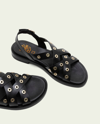 Sandalia plana de piel con tachuelas Chloe negro