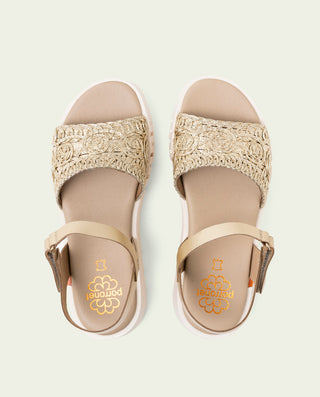 SANDALIA CUÑA DE PIEL DIANA ORO