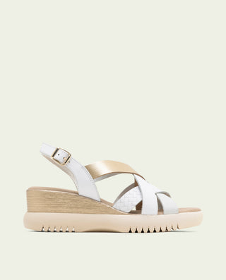 Sandalia de cuña de piel de tiras Elisa blanco oro
