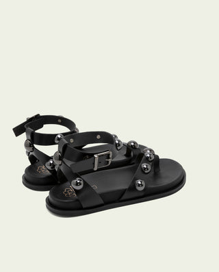 Sandalia plana de piel tachuelas Holly negro