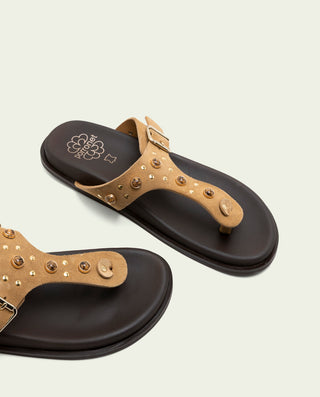Sandalia plana de piel esclava Harper camel