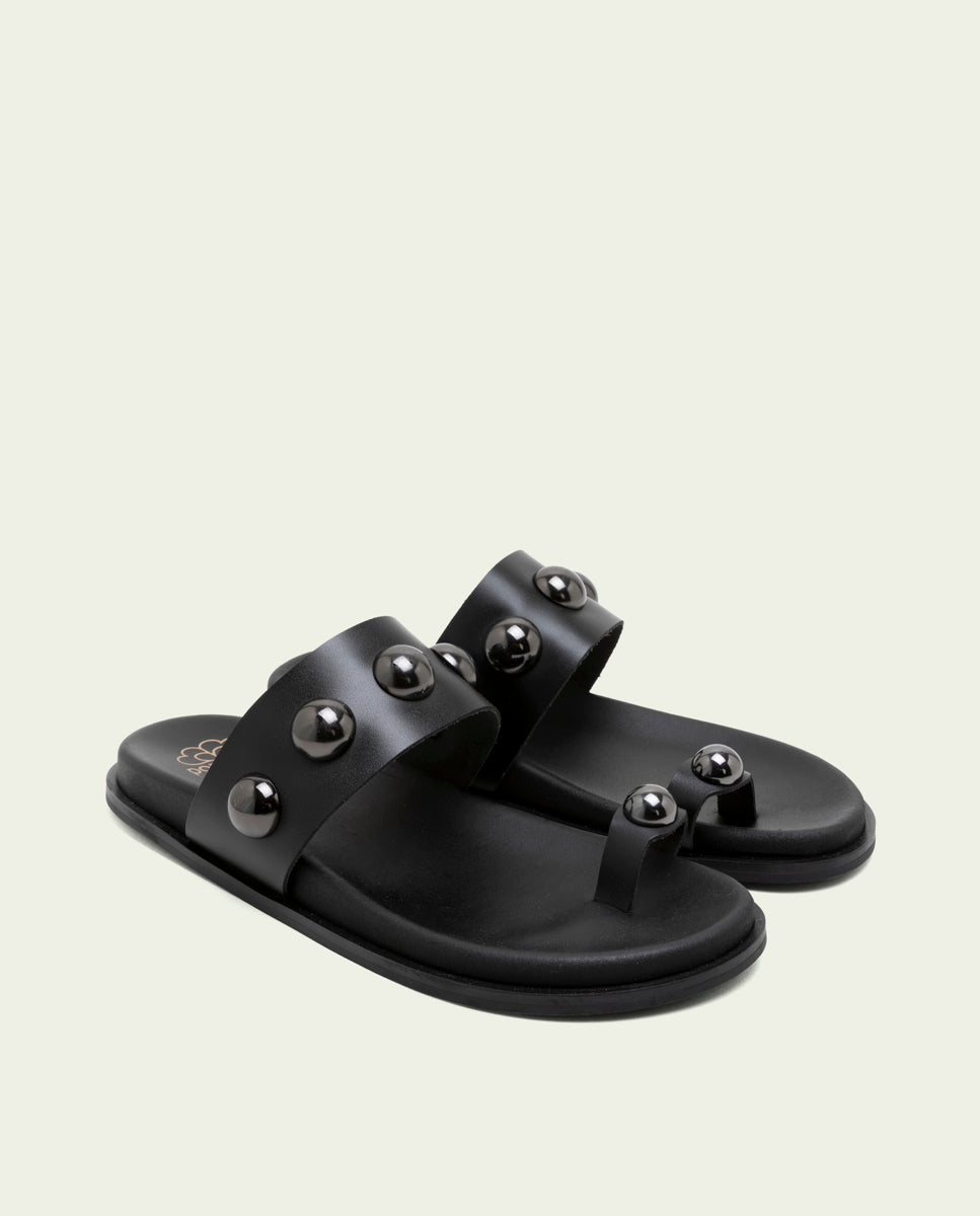 Sandalia plana de piel de tiras Hadid negro