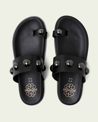 Sandalia plana de piel de tiras Hadid negro