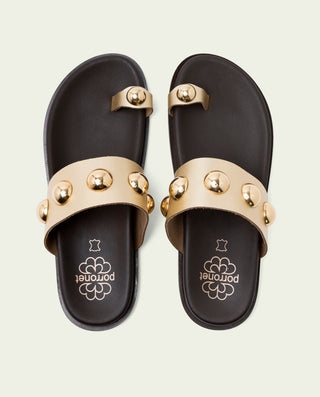 SANDALIA PLANA DE PIEL DE TIRAS HADID ORO