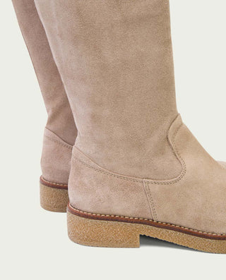 BOTAS ALTAS PLANAS ARENA CON CREMALLERA VEGA
