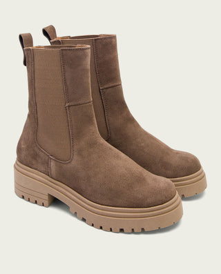 BOTINES SERRAJE MOKA CON ELÁSTICOS SIBILA
