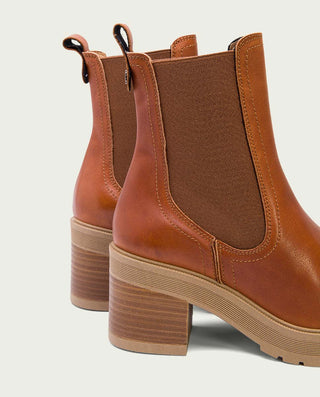 BOTINES DE TACÓN CUERO CON ELÁSTICOS RAIA