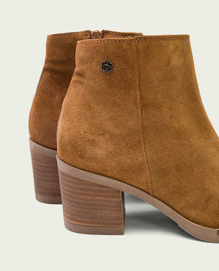 BOTINES DE TACÓN CUERO CON CREMALLERA NALA