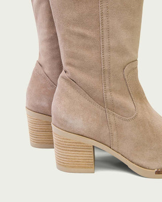 BOTAS DE TACÓN ARENA CON CREMALLERA NORA