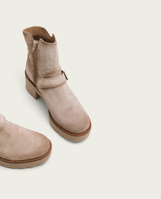 BOTINES DE PIEL CON CREMALLERA ARENA MAR