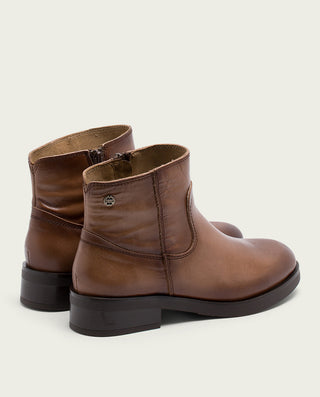 BOTINES DE PIEL TAUPE CON CREMALLERA BÁRBARA
