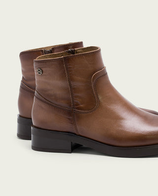 BOTINES DE PIEL TAUPE CON CREMALLERA BÁRBARA