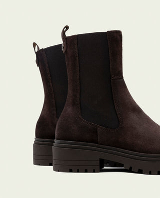 BOTINES DE SERRAJE MOKA CON ELÁSTICOS CELESTE