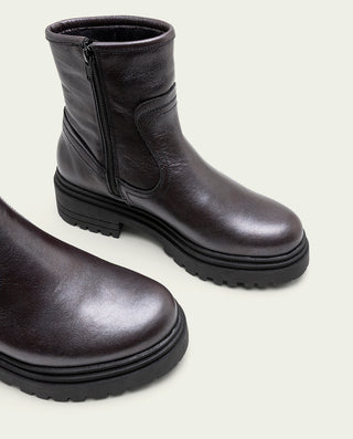 BOTINES DE PIEL METALIZADA MOKA CON CREMALLERA CINTIA