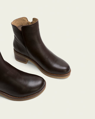 BOTINES DE PIEL MOKA CON CREMALLERA DELIA