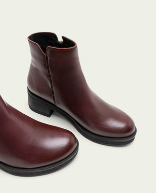 BOTINES DE PIEL BURDEOS CON CREMALLERA DELIA