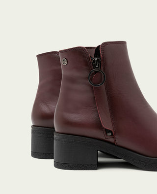 BOTINES DE PIEL BURDEOS CON CREMALLERA DELIA