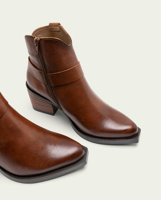 BOTINES COWBOY DE PIEL CUERO CON CREMALLERA FABIANA