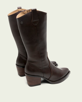 BOTAS COWBOY DE PIEL MOKA CON CREMALLERA FLORA