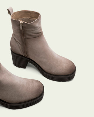 BOTAS DE SERRAJE CON CREMALLERA ARENA MICHELLE