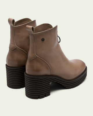 BOTINES DE PIEL CON CREMALLERA TAUPE MILA