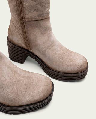 BOTAS DE SERRAJE CON CREMALLERA ARENA MARINA