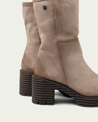 BOTAS DE SERRAJE CON CREMALLERA ARENA MARINA