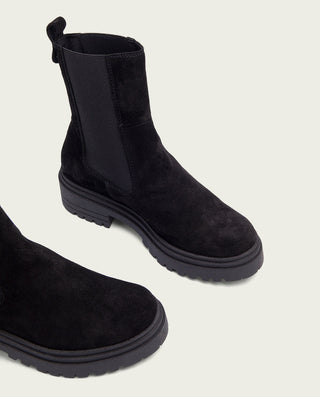 BOTINES DE SERRAJE CON ELÁSTICOS KIRA NEGRO