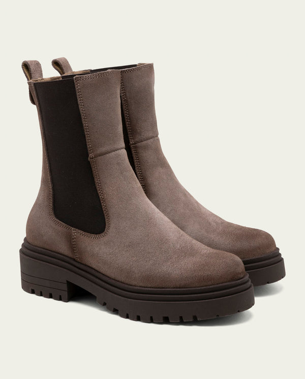 BOTINES DE SERRAJE CON ELÁSTICOS KIRA GRIS
