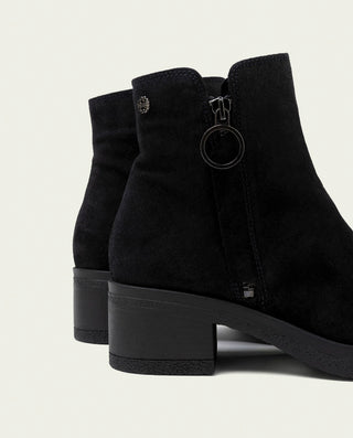 BOTINES DE PIEL CON CREMALLERA LUNA NEGRO
