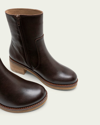 BOTINES DE PIEL CON CREMALLERA LOLA MOKA