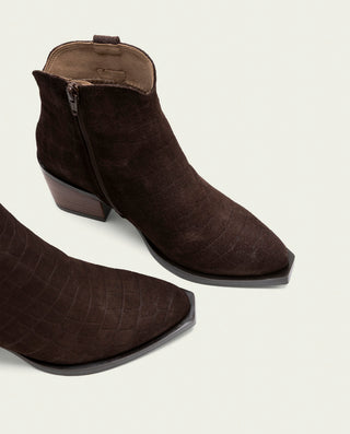 BOTINES COWBOY DE PIEL CON CREMALLERA NOELIA MOKA