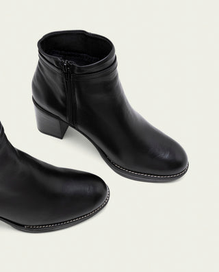 BOTINES DE PIEL DE TACÓN TATIANA NEGRO
