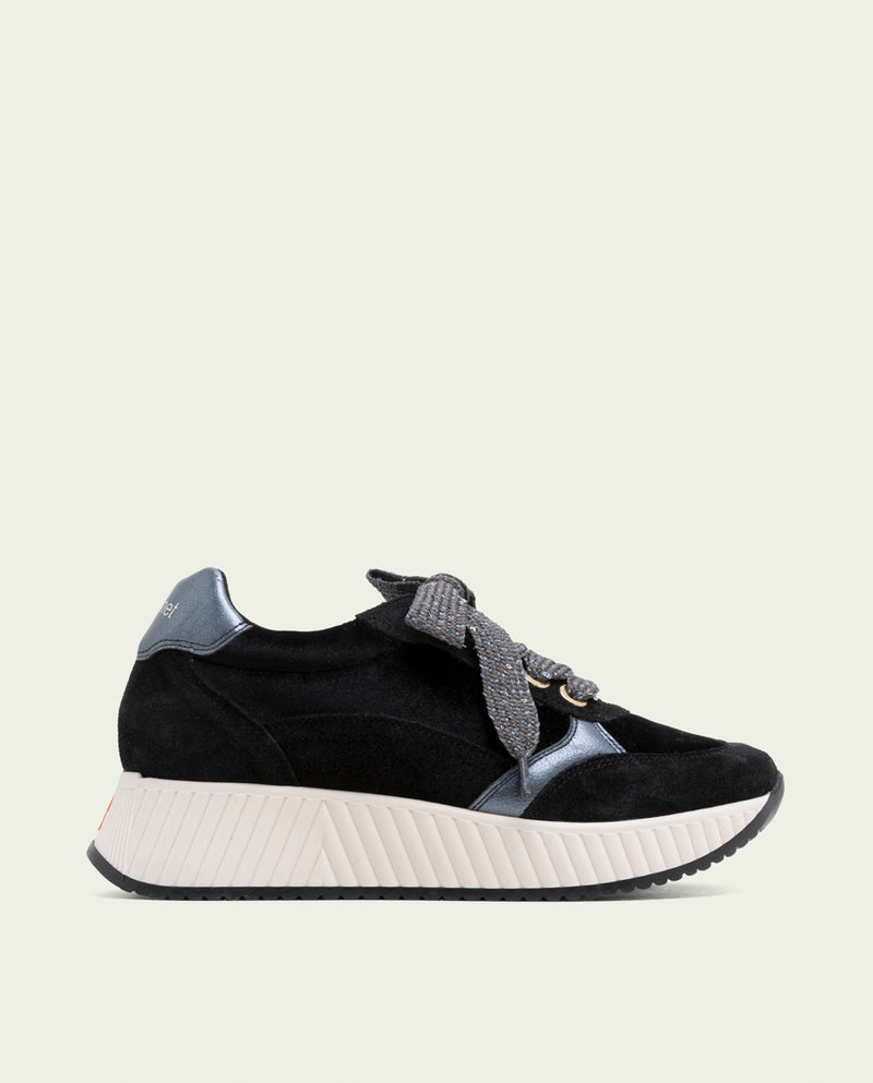 DEPORTIVAS PLANAS DE PIEL Y TERCIOPELO ZOE NEGRO