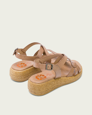 SANDALIA CUÑA PIEL TAUPE GISELA