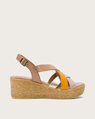 SANDALIA CUÑA PIEL TAUPE PLATINO IRIS