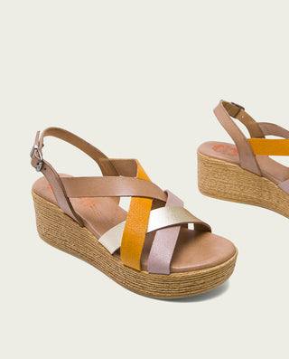 SANDALIA CUÑA PIEL TAUPE PLATINO IRIS