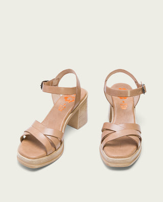 SANDALIA TACON MEDIO DE PIEL TAUPE NICOLE