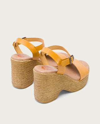SANDALIA TACON ALTO MOSTAZA MICHELE